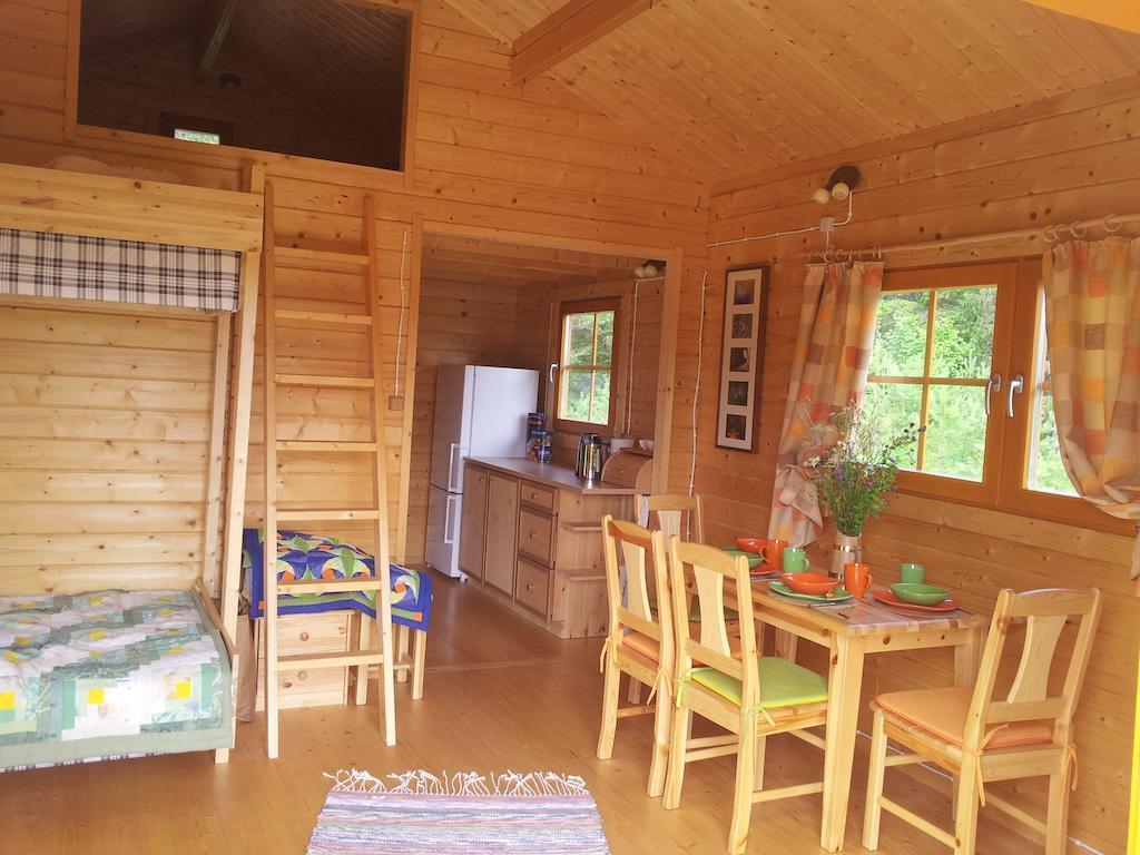 Maenniste Holiday Home Hiievalja Oda fotoğraf